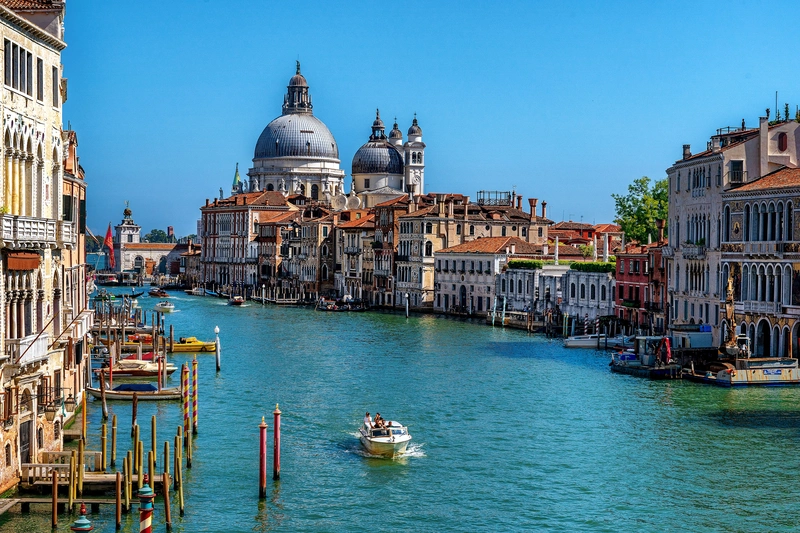 Grand Italy & Swiss